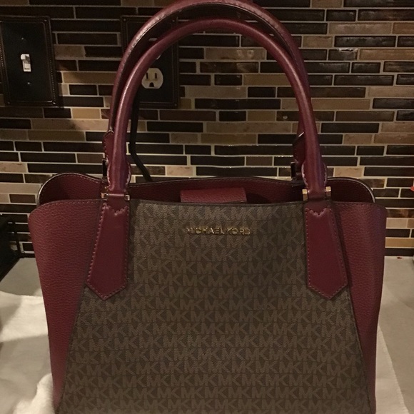 Michael Kors Handbags - MICHAEL KORS Handbag  Color Bordeaux PVC/BRD/35F9GKFS1V